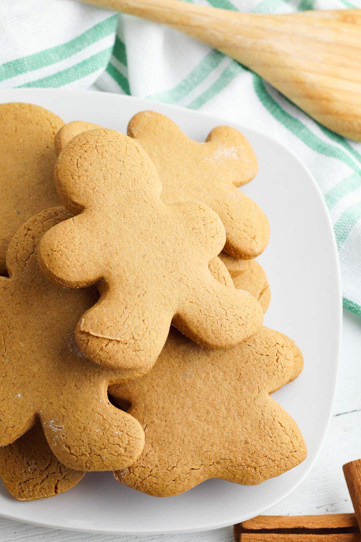 pile of gingerbread cookies 