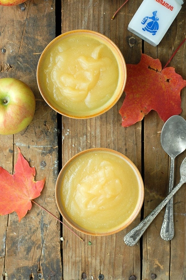 Homemade Applesauce with no sugar 