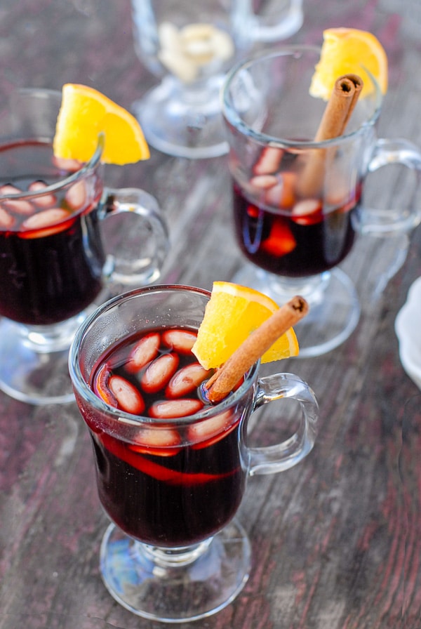 glass mugs of Glogg