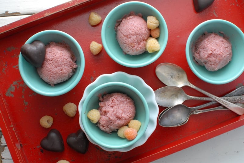 {No Machine} Strawberry Jam Buttermilk Ice Cream and Homemade Dark Chocolate Hearts