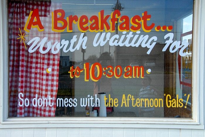 Robinson's BBQ Amarillo Texas painted window 'A Breakfast Worth Waiting For'