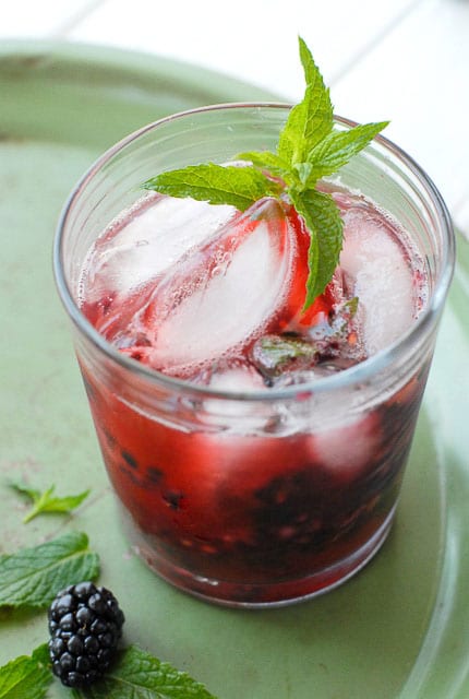 Blackberry-Mint Fresh-Style Margarita 