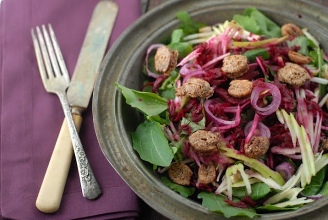 Arugula Apple-Beet Candied Pecan Salad