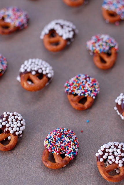 chocolate dipped pretzels with sprinkles