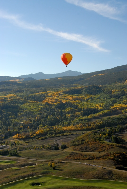 Hot air balloon in snowmass 