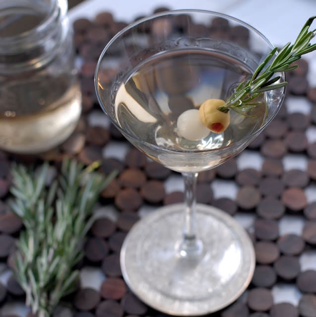 Homemade Rosemary-Infused Gin recipe - Boulder Locavore