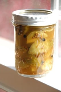 Homemade Pickled Green Tomatoes 