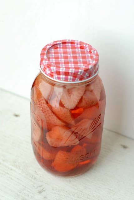 Homemade Strawberry-Infused Vodka + 3 Strawberry Vodka Cocktail recipes ...