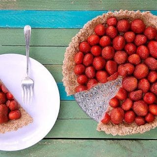 raw berry tart