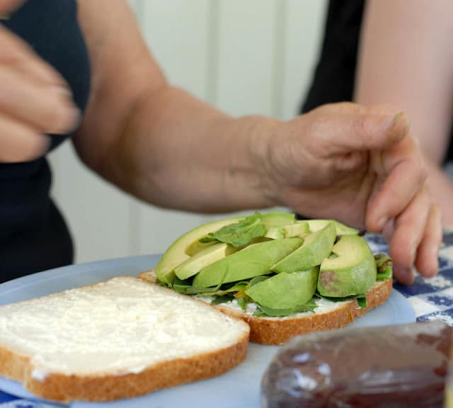 avocado and spinach on bread