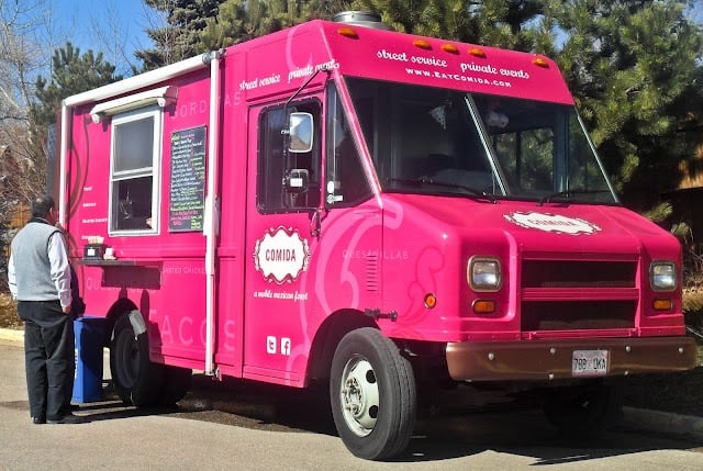 pink Comida food truck