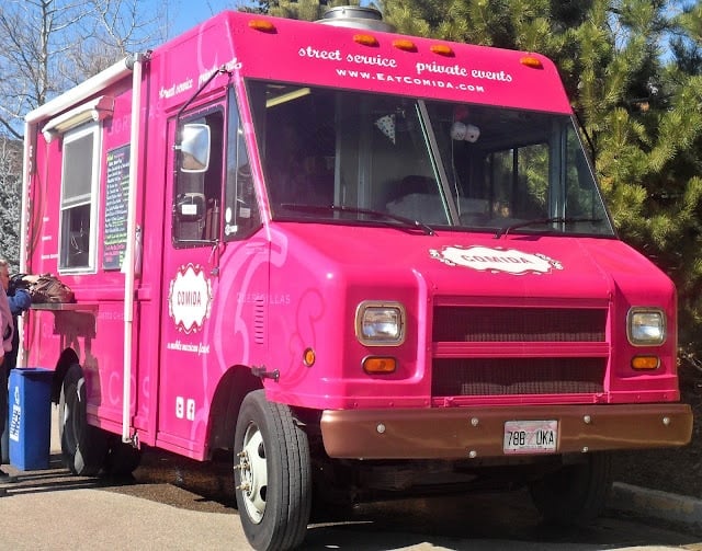 pink food truck