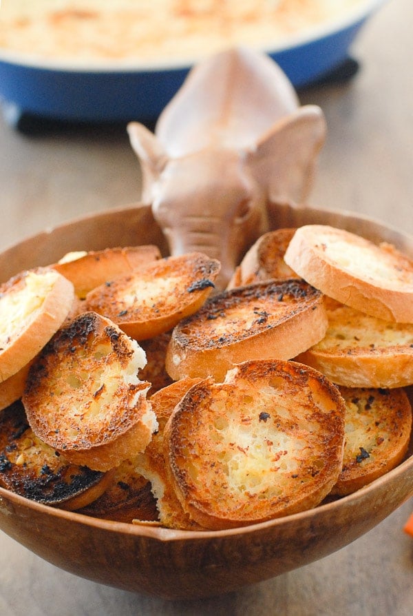 homemade Garlic Cracker Rounds