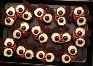 A close up of owl cupcakes
