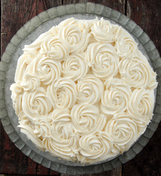 frosting rosettes white