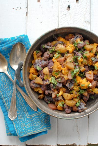 Aloo Gobi (Spiced Cauliflower and Potatoes) 