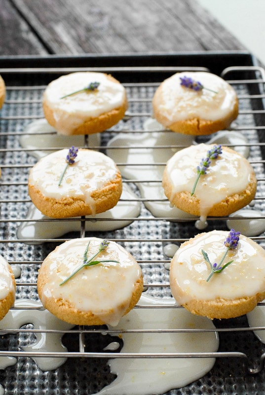 Lemon-Honey glazed Shortbread with Lavender Buds 