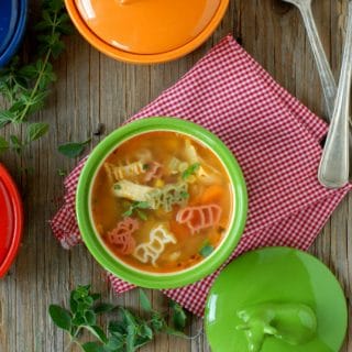 Spicy Farmhouse Chicken and Pasta Soup