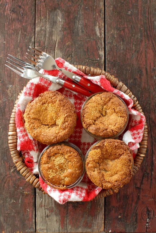 Little Apple Oat Cakes in Jars in basket