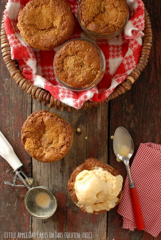 Little Apple Oat Cakes in Jars with ice cream 