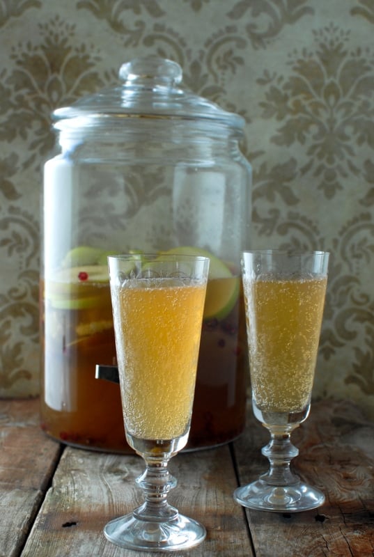 Sparkling Apple-Pear Mock Sangria