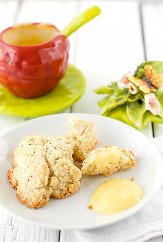 Black Pepper Scones with Grapefruit Curd