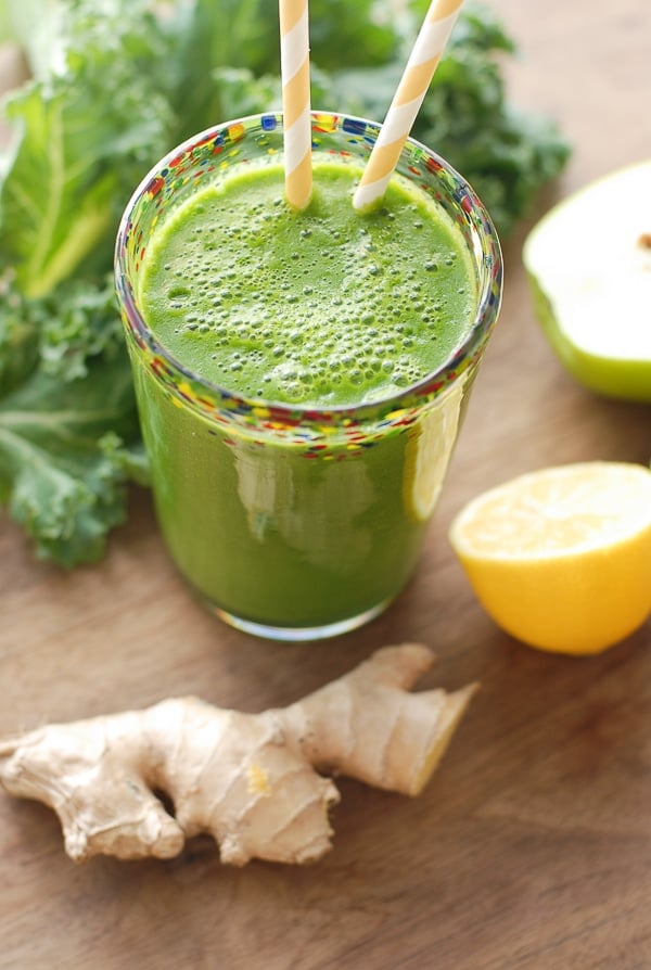 The Green Zinger Smoothie. With ingredients