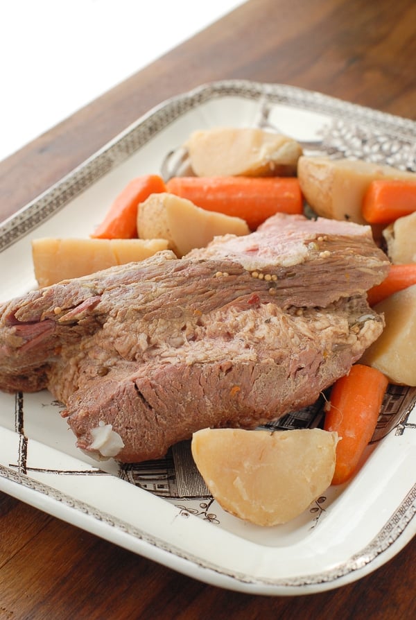 Slow Cooker BeerSimmered Corned Beef and Vegetables