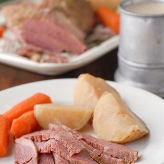 Slow Cooker Beer-Simmered Corned Beef