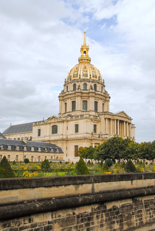 Army Museum Napoleons Tomb les Invalides Paris 