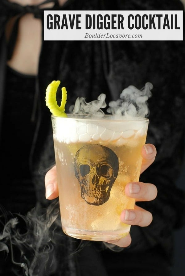 The Grave Digger Cocktail is a perfect cocktail for Halloween parties! With flavors of fall in apple and ginger, you'll want to sip it all season long! #cocktail #halloween #halloweenparty #halloweenrecipe #bourbon #ginger #apple #spooky #easyrecipe