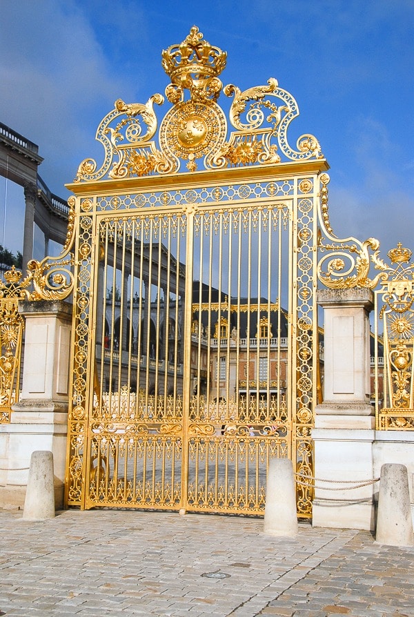 Chateau de Versailles and Rose Cake for Marie-Antoinette {recipe}