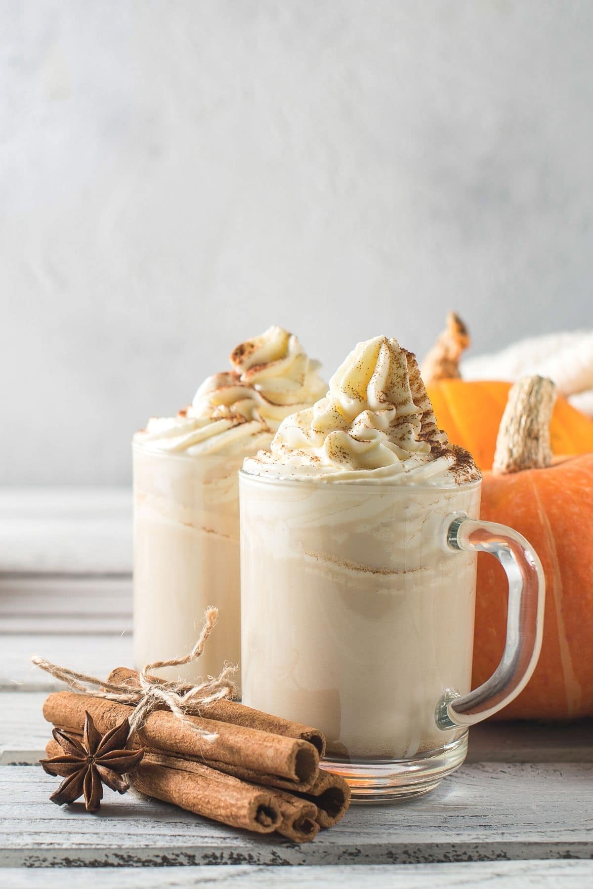 iced pumpkin spice latte