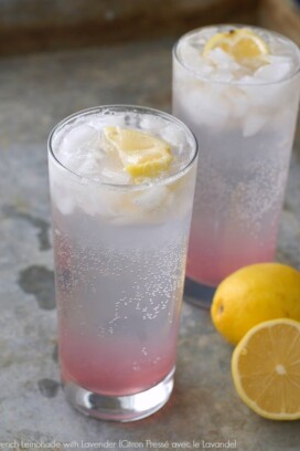 French Lemonade with Lavender {Citron Pressé avec le Lavande}