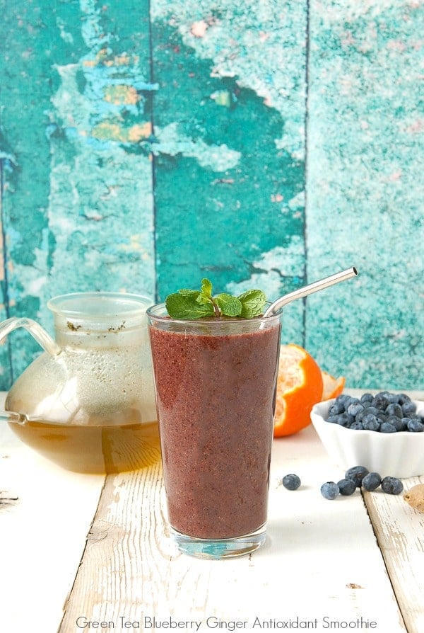 Green Tea Blueberry Ginger Antioxidant Smoothie 