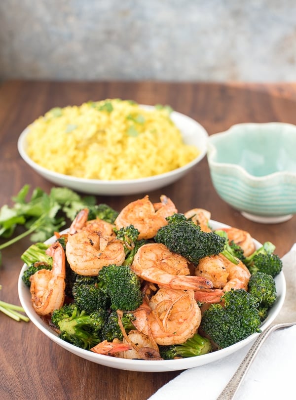 Spicy Garlic Sriracha Shrimp and Broccoli Stir Fry