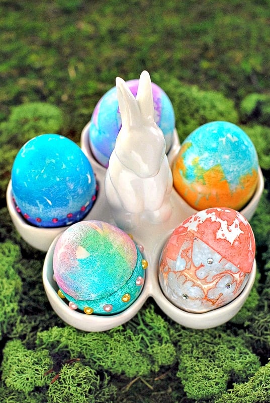 Stained Glass {Bleeding Tissue} Easter Eggs in egg holder