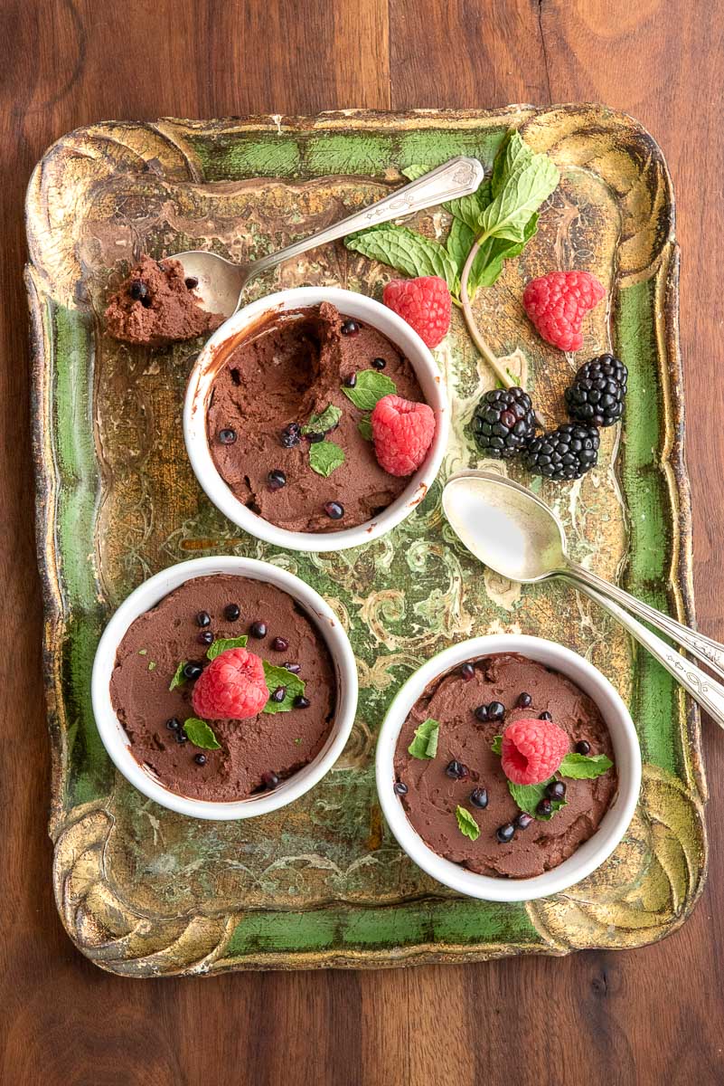 irish chocolate mousse on tray with spoons
