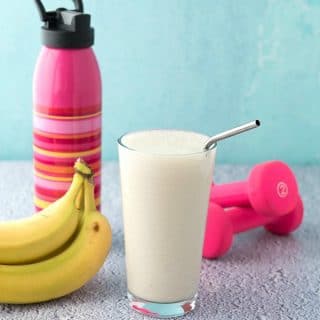 Soy Milk and Banana Smoothie for Exercise Recovery