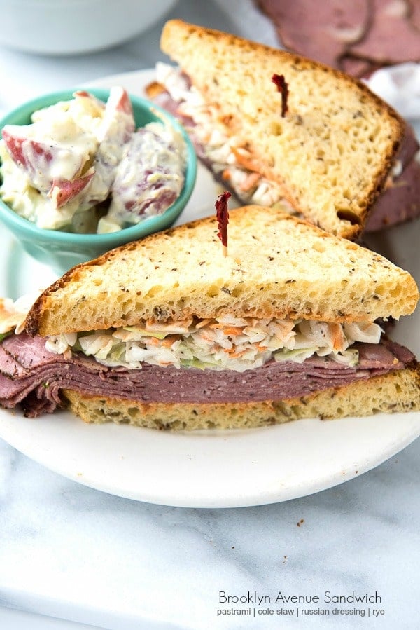 Corned Beef Sandwich With Russian Sauce (Reuben Sandwich Recipe)