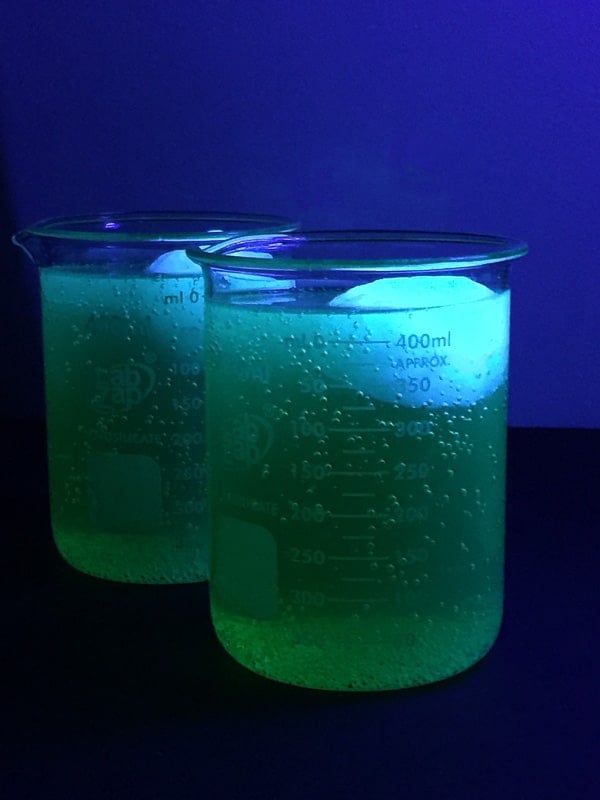 Glowing Infected Brain Cocktails (glow in the dark) 