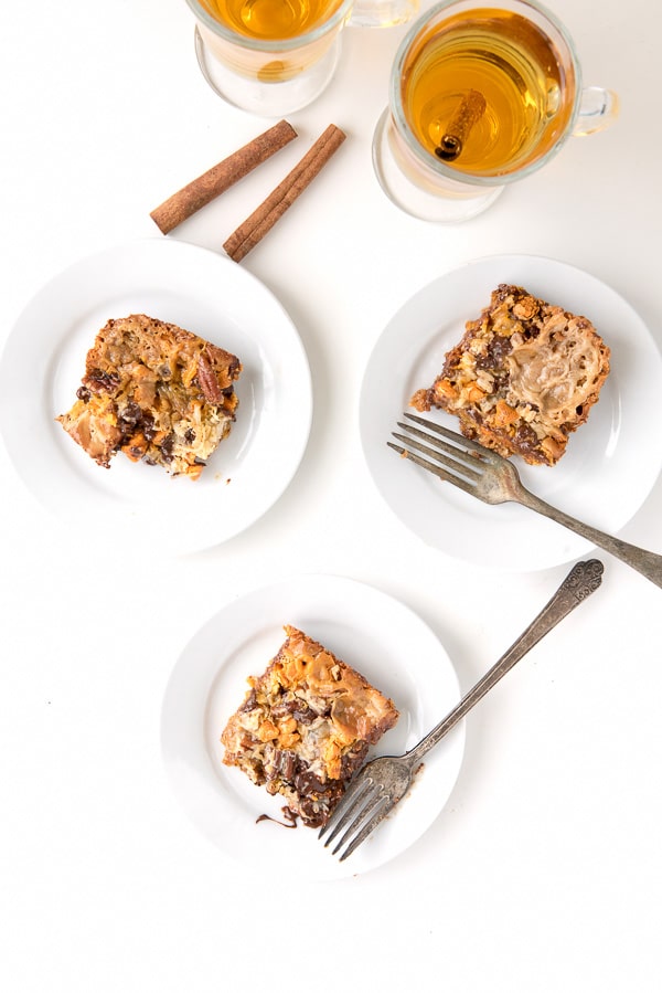 Pumpkin Spice Hello Dolly Bars on white plates