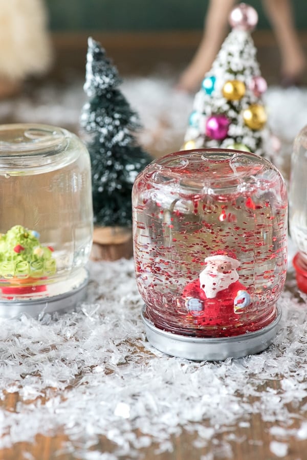 DIY How to Make Holiday Snow Globes 