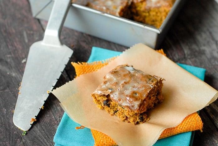 pumpkin bars serving with server