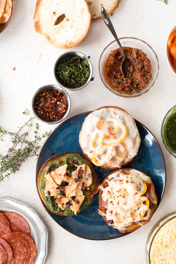 bagel pizzas and ingredients