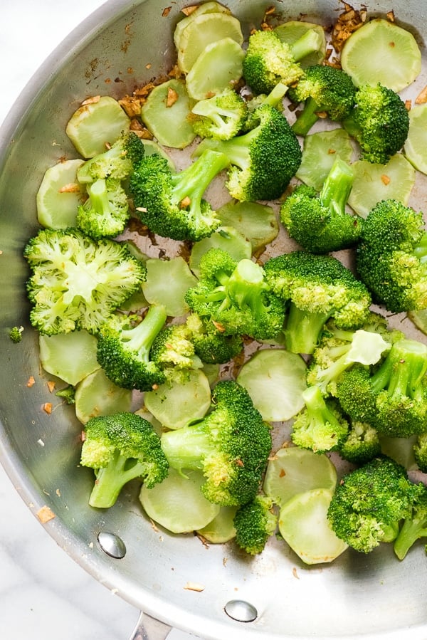 close up of Lemon Garlic Broccoli skillet