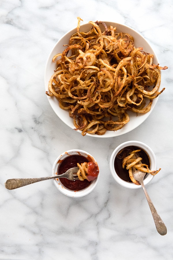 Spiralizer Spicy Baked Curly Fries with sauces