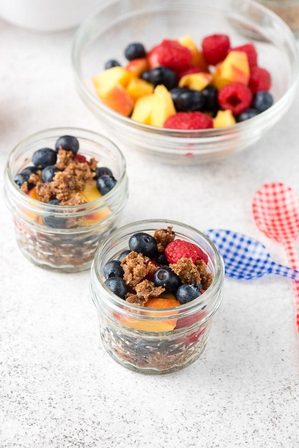 Two single servings of No Bake Fresh Fruit Cobbler in quilted jelly jars 