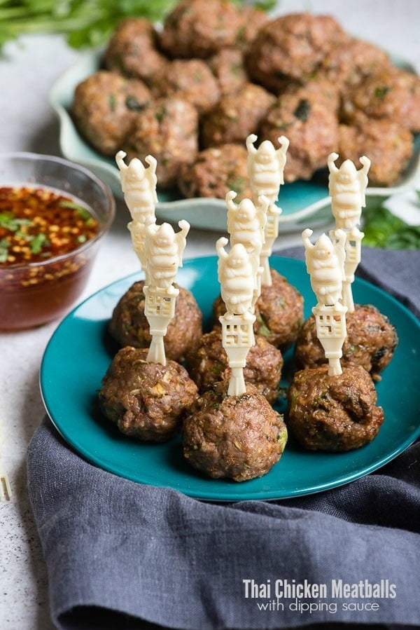 Thai Chicken Meatballs with vintage Buddha cocktail sticks and Sweet-Spicy dipping sauce