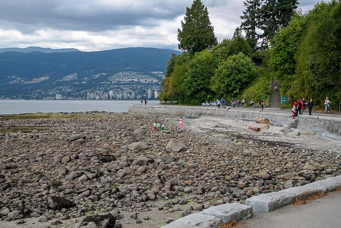 Stanley Park seaside walkway